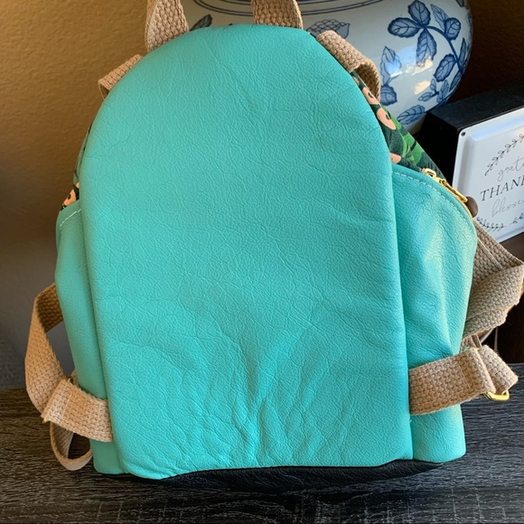 TwoLeos Design Jungle Print Canvas Backpack - Picture 5 of 8